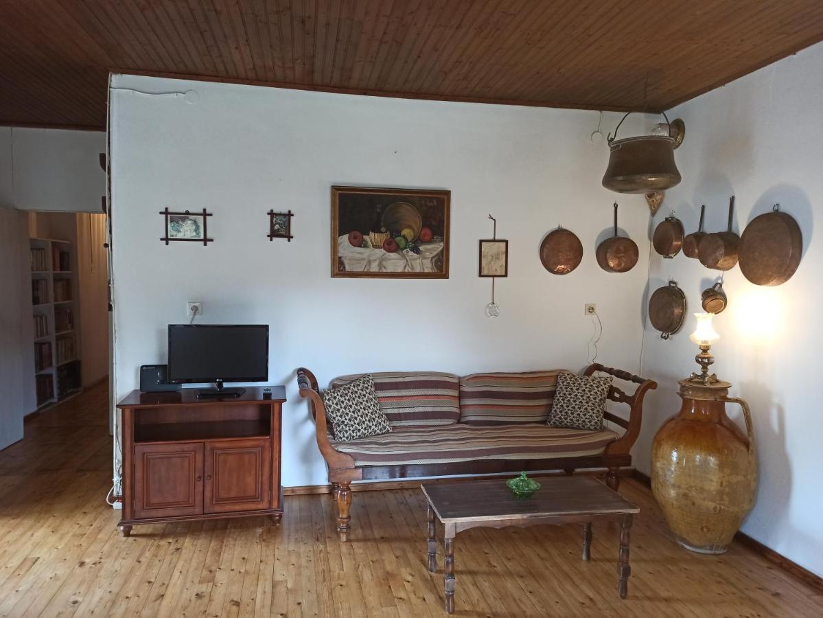 Tailors House Apartment Makratika Ngoại thất bức ảnh